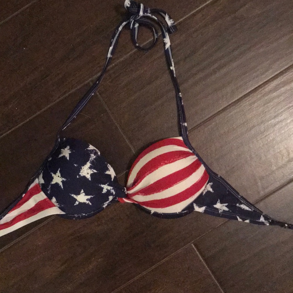 Flag push-up bikini top